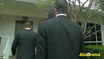 jizzorama roxanne hall hot milf in lingerie gets cumshot