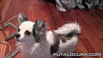 Chubby Blonde Violeta Fills Neutral Space