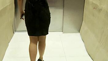 Worship my feet, skank! Cum on these heels now!