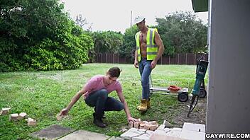 Gay Bareback Outdoor Fuck