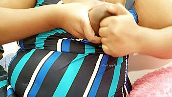 Desi Cam Girl With Sexy Tits!