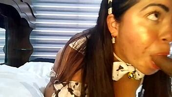 La vaca, dirty talk in cosplay with wet latina