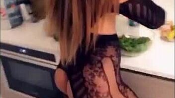 Bebe’s big clit dinner is a sexual experience.