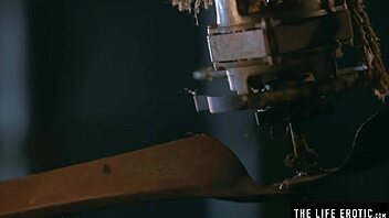 Fuck that mummy now?