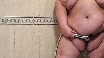 coolmarina pees and fucks dildo