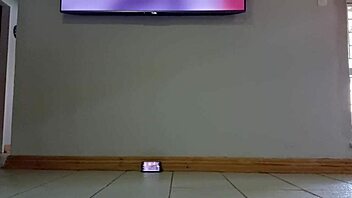 hard pounding on the kitchen floor in homemade quickie with natural curves.