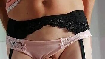 Watch Misr4 the sissy in pantyhose getting her ass fucked with an anal plug?