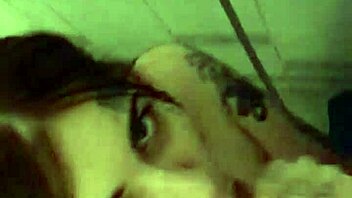 piss and shower blowjob scene