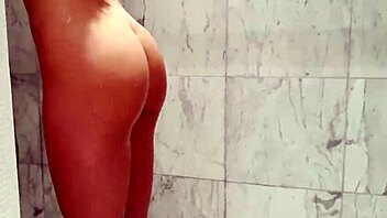 Step Mom Beti Ko Jerk Karte Dekhti Hai Aur Cum Tak Madad Karti Hai