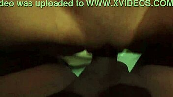 Nuori imee ja ratsastaa kyrpää?