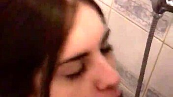 piss and shower blowjob scene