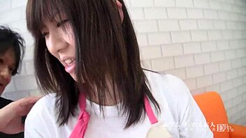 amateur japanese girl gives an incredible blowjob