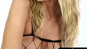 lovely masseuse blowjobs