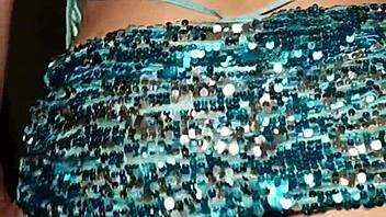 Wow, sexy cutie plays with tight pussy till she cums! 🔥