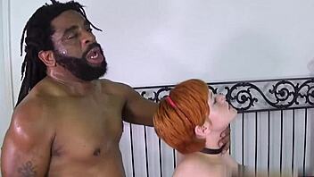 hd- a redhead and a blonde show don whoe the time of his life