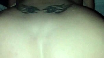 Good cowgirl ride by an amateur rider with a nice ass on big cock