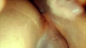 Fat peruvian jerks off in car with mature guy bareback