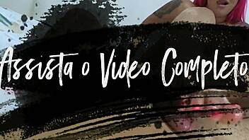 Debora Fantine Gives Sexy Brazilian Footjob