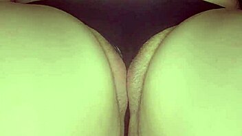 Does Chubby BBW Use Toy To Lick Pussy And Cum?