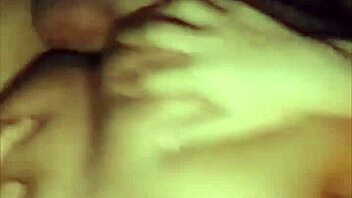 Fat peruvian jerks off in car with mature guy bareback