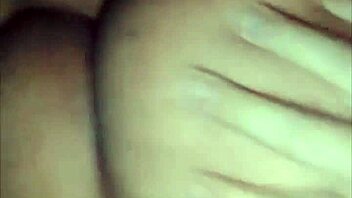 Fat peruvian jerks off in car with mature guy bareback