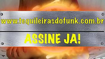 Debora Fantine Gives Sexy Brazilian Footjob