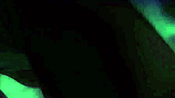 brunette hottie gianna michaels knows how to get herself off with big tits masturbation