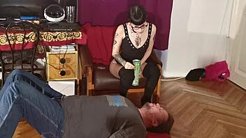 Goth domina feeds slave saliva mouth to mouth!