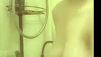 Showering with my skinny girlfriend before heading out for fun