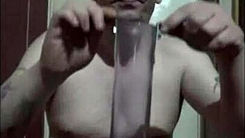 Amateur bisexual guy pees for his lover