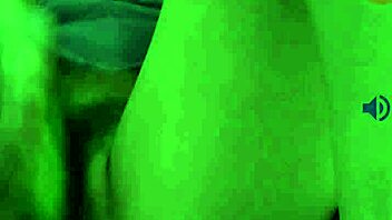 Vietnamese Girl Shows Extreme Beauty In Part One