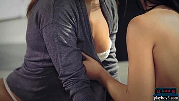 Lesbian MILFs lick and finger fuck