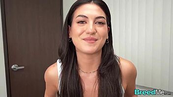 Megan Mistakes gets messy creampie at work! 💦