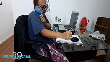 Vivi Guedez Calls Delivery Guy For Anal Sex And Masturbation