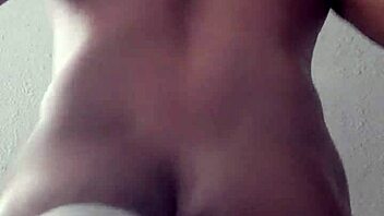 gangbang my ass while twerking with shemale threesome