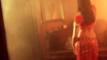 Watch This Babe Dance Naked?