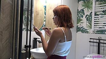 Hot Redhead Girlfriend's Tight Pussy in Bathroom Without Panties Under Miniskirt