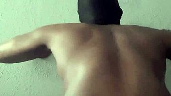 gangbang my ass while twerking with shemale threesome