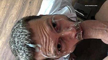 Želiš da vidiš ogromne kurčeve u ovoj gay blowjob amaterskoj kompilaciji?