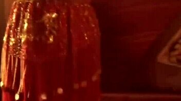 Watch This Babe Dance Naked?