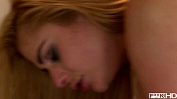 Milf Cathy Heavens Asshole Gapes in Fetish Pissing Fuck