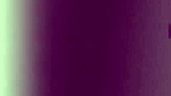 I think Pequeña Jennifer Far is so sexy, you know?