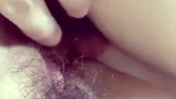 i met this yung schoolmate, her pusyy so wet n plump, fingerin bareback