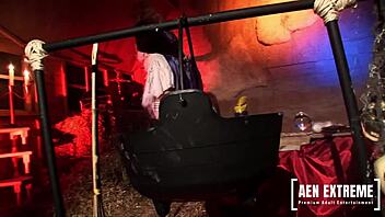 i seduce in office ffm threesome