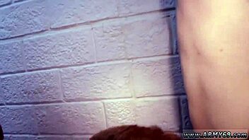 Russian Soldier Trains New Recruits In Gay Sex Sessions