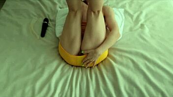 lana in yellow dress masturbates her pussy alone at home 😏