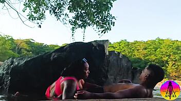 I got fucked by my lover in the river public spot and he came in my mouth