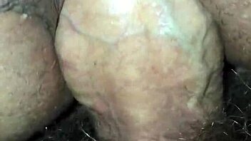 哇后入肛交太激烈了！