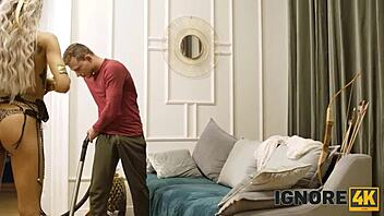 Amazon Cosplay Experience with Latina in Shaved Action, Too Wild