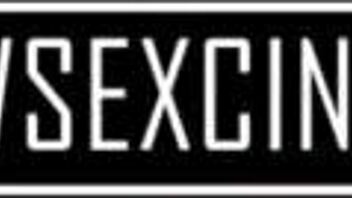 Look at this busty BBW wife oiling up her huge tits! So sexy and inviting!